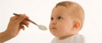 Как научить ребенка жевать кусочки пищи